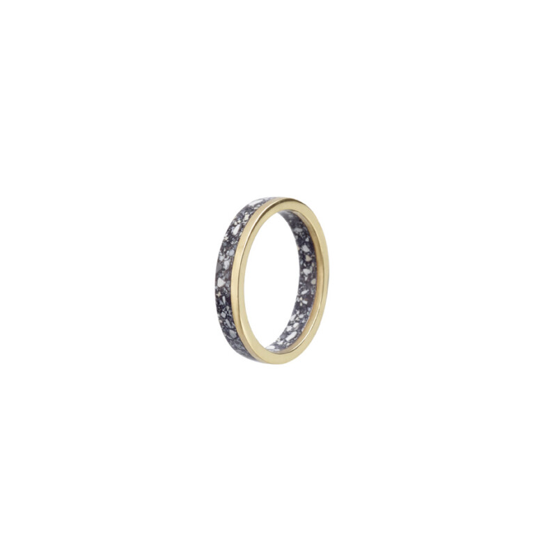 PrimaMateria-ring-stack-gold-carbon